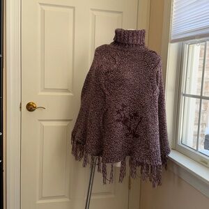 Chic burgundy Cable Knit fringe Poncho
